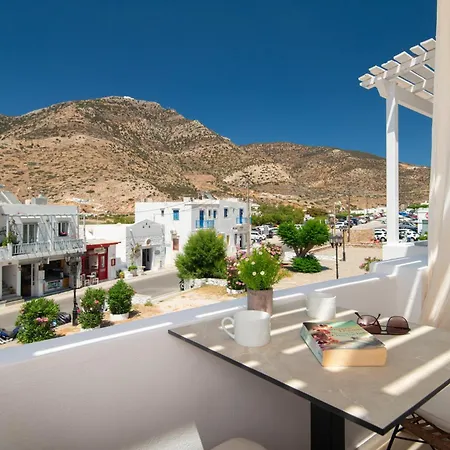 Porte Accommodation Kamares  Exterior photo