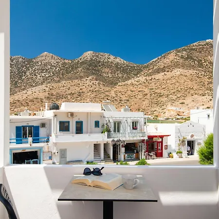 Porte Accommodation Kamares  Exterior photo