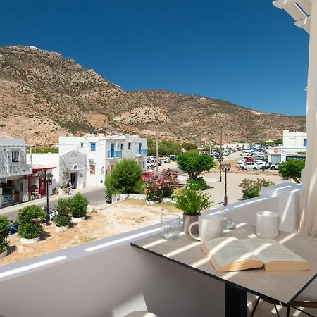 Porte Accommodation Kamares  Exterior photo