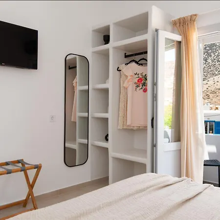 Porte Accommodation Kamares  Exterior photo