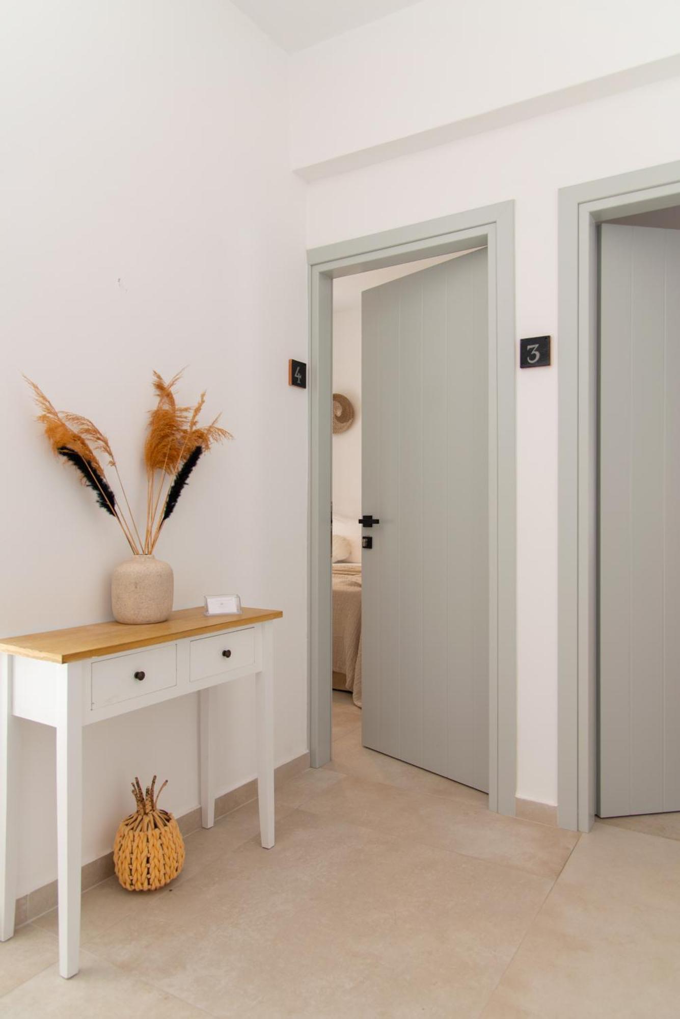 Porte Apartment