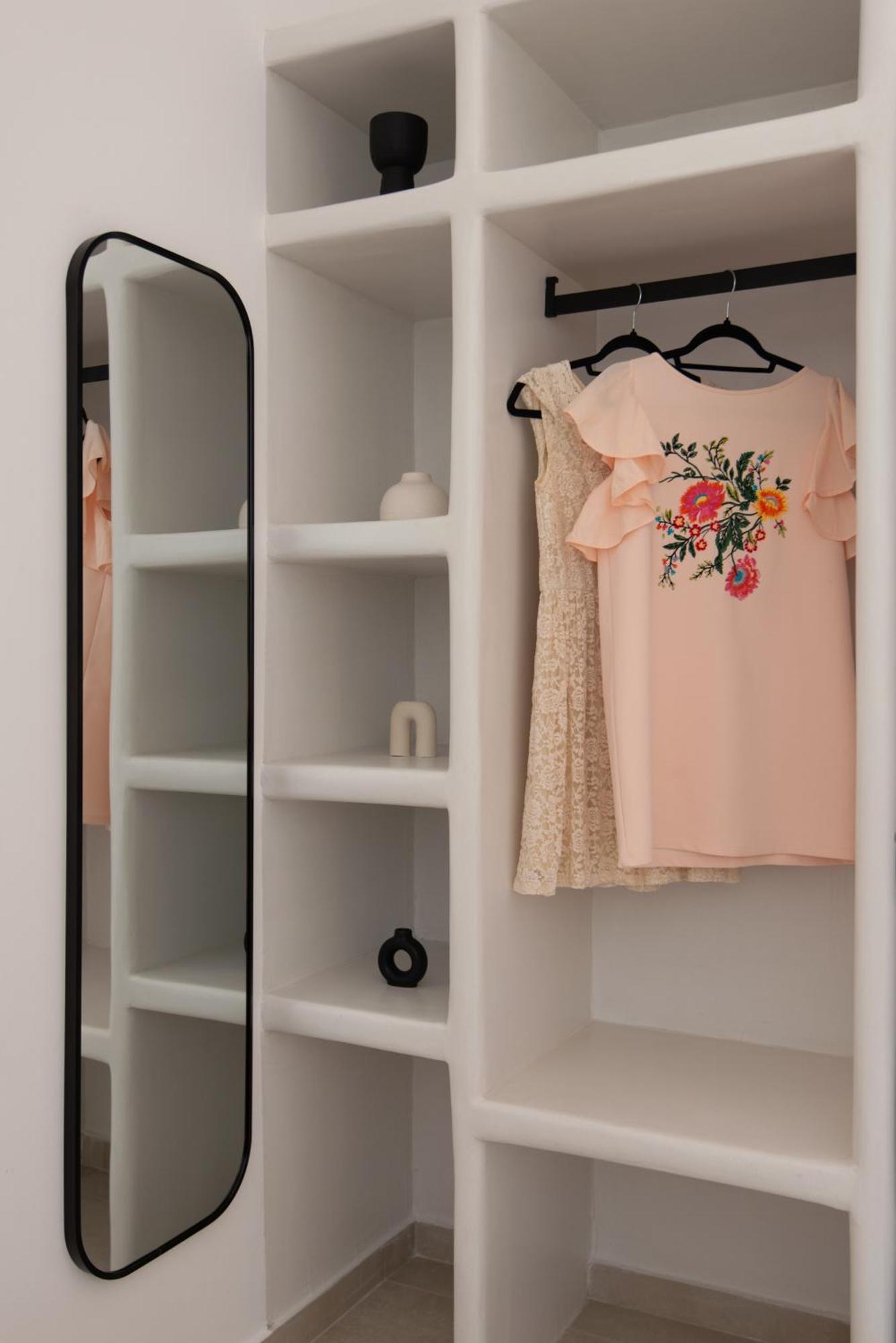 Porte Apartment *